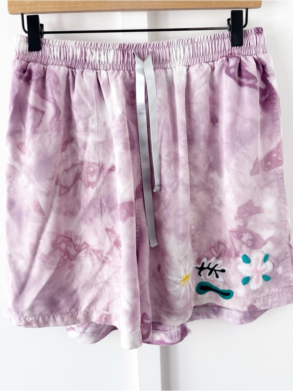 LOST DAZE tie dye shorts